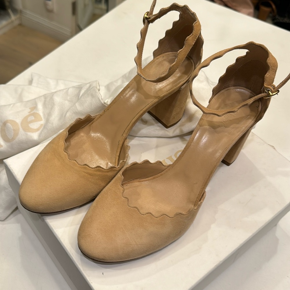 Chloe suede pumps